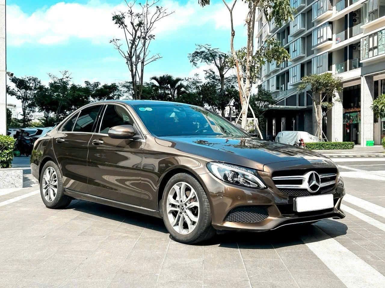 Mercedes C200 sản xuất 2018