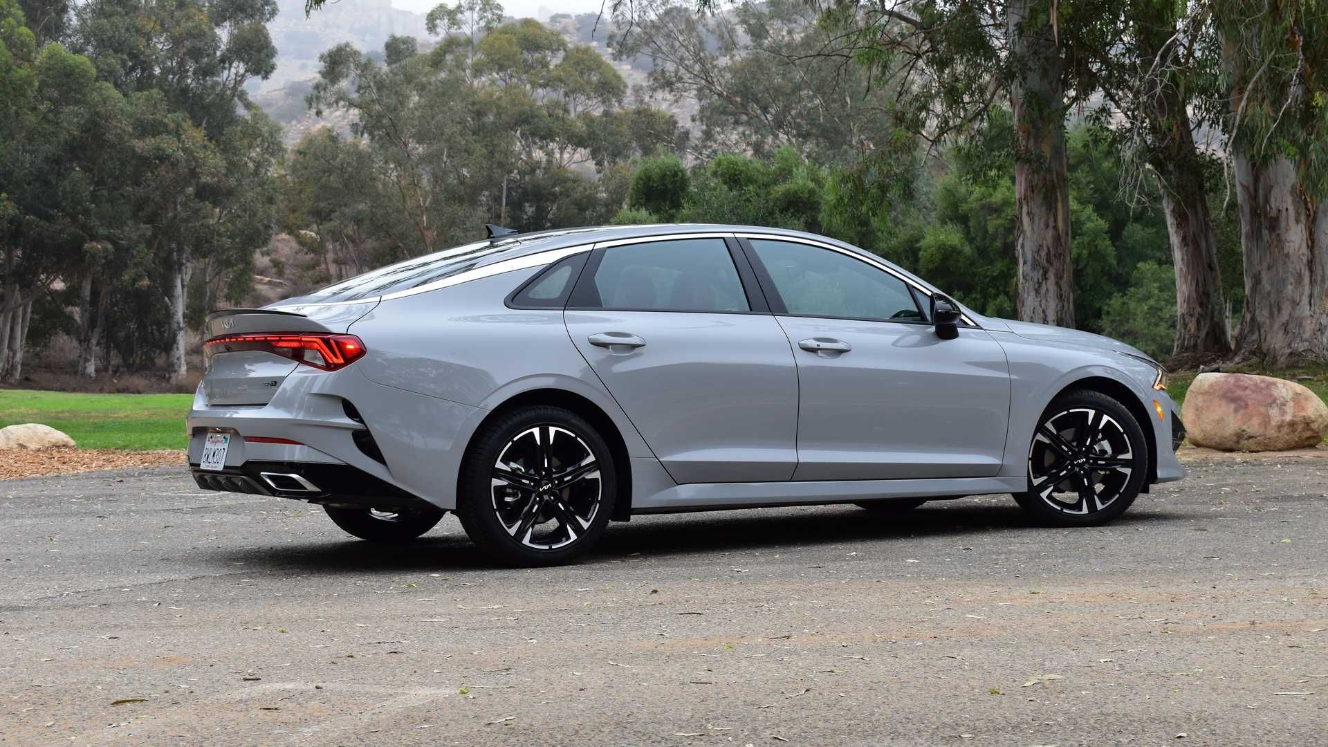 Giá xe Kia K5 GT-Line 2021