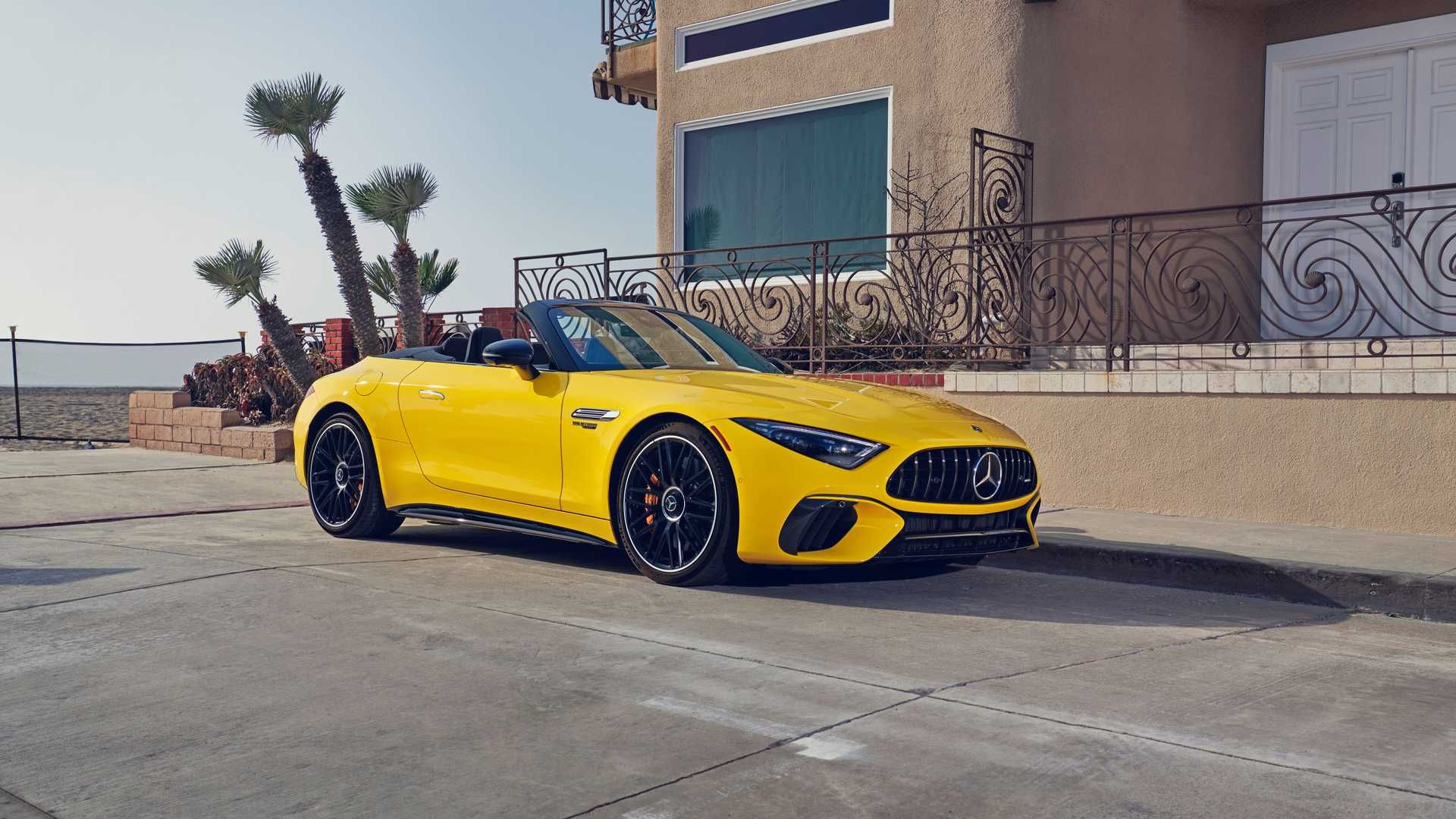Thông số Mercedes AMG SL63 2022