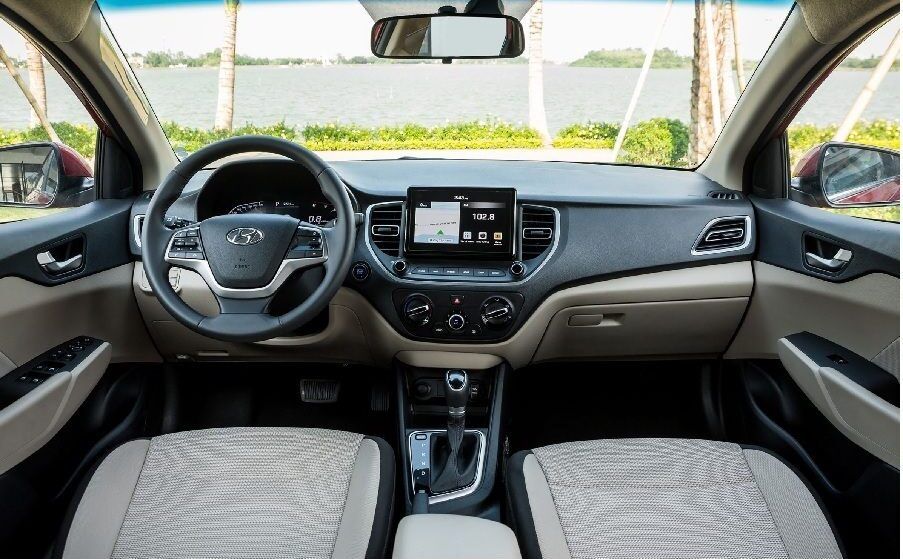 nội thất Hyundai Accent 2024