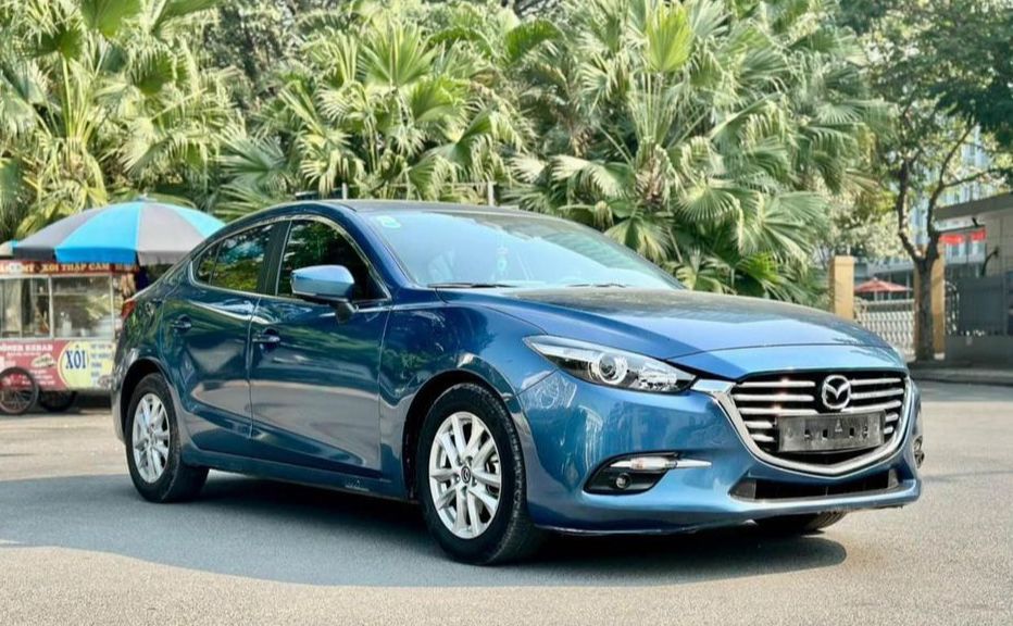 Mazda 3 2019 đã lên nhiều đồ chơi