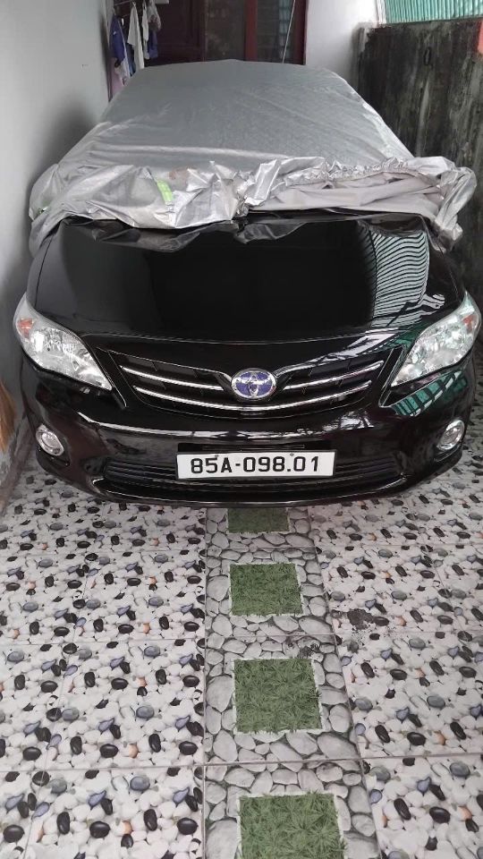 CẦN BÁN XE TOYOTA COROLLA ALTIS 2014 - GIÁ 330 TRIỆU