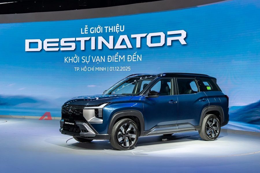 Mitsubishi Destinator