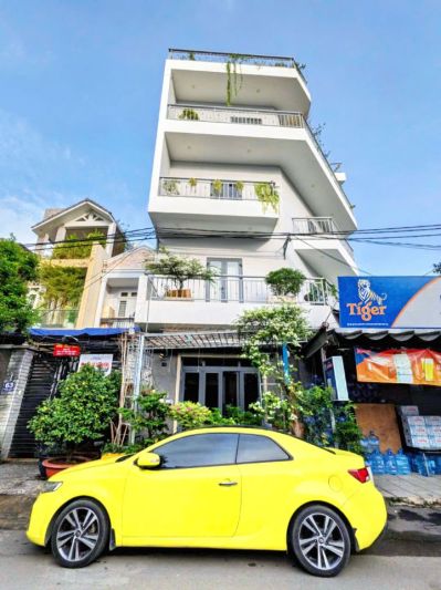 Vì có nhu cầu đổi xe mới, nên mình để lại chiếc Kia Koup