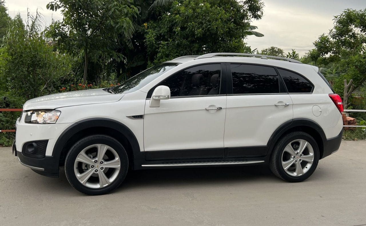 Chevrolet Captiva 2015 LTZ Màu Trắng