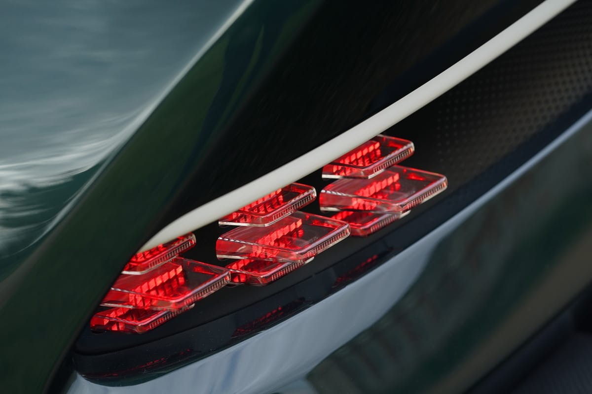 Aston Martin Victor-7