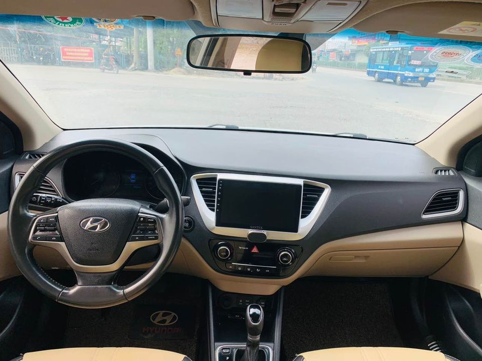 Hyundai accent sx 2018 bản ATH