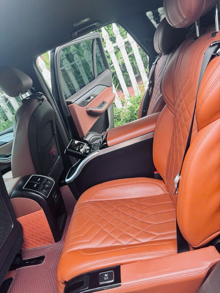 CHÍNH CHỦ CẦN BÁN VINFAST LUX SA2.0 (PREMIUM)
