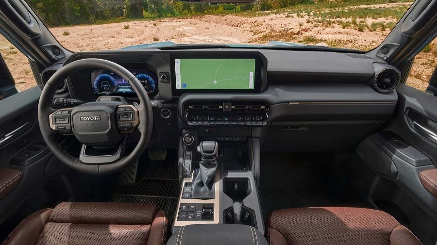 nội thất Toyota Land Cruiser 2024