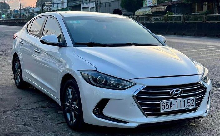 Bán Elantra 2017  cũ giá rẻ