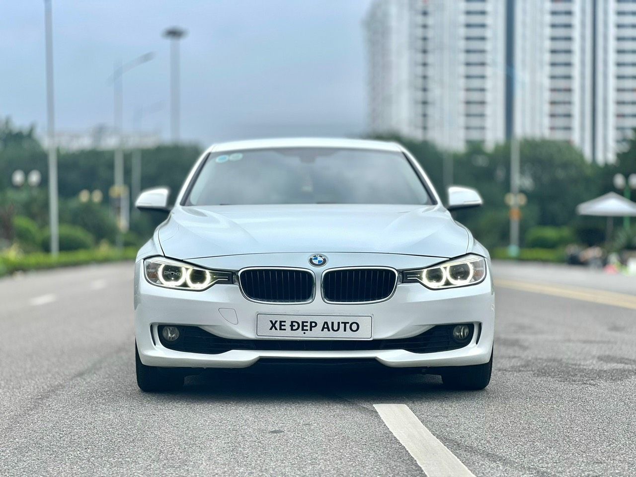 BÁN XE BMW 320i - 2013 - Giá 420 TRIỆU