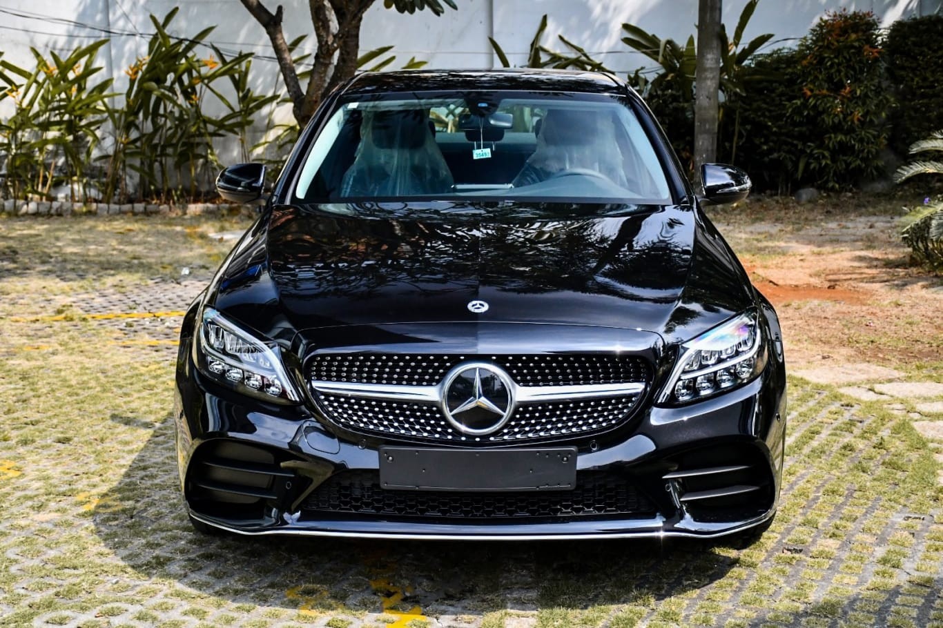 Mặt calang C 180 AMG