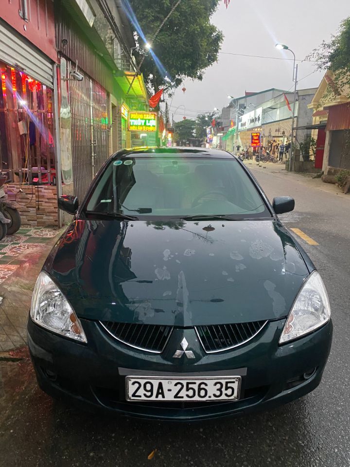 Chính chủ bán xe MITSUBISHI LANCER sản xuất năm 2004 số tự động