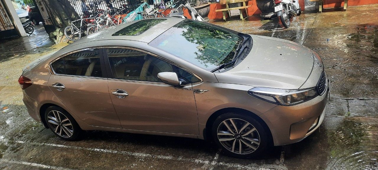 CHÍNH CHỦ CẦN BÁN XE CERATO 1.6AT ĐỜI 2016