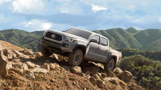 Top 10 ô tô giữ giá nhất sau 5 năm sử dụng - Ảnh 10. Toyota Tacoma