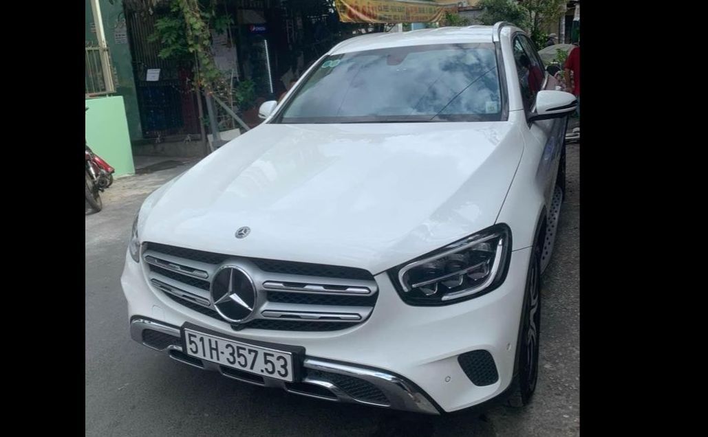 Bán Mercedes GLC 200 4Matic 2020