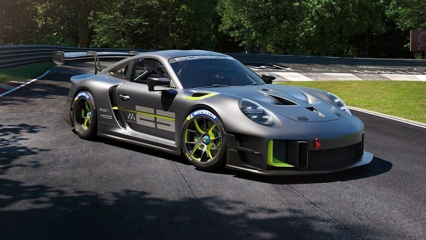 Porsche 911 GT2 RS phiên bản Clubsport 25 lộ diện với chỉ 30 chiếc ra đời, giá siêu đắt 36 Porsche 911 GT2 RS-1
