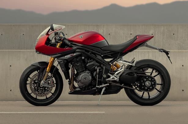 Triumph Speed Triple 1200 RR