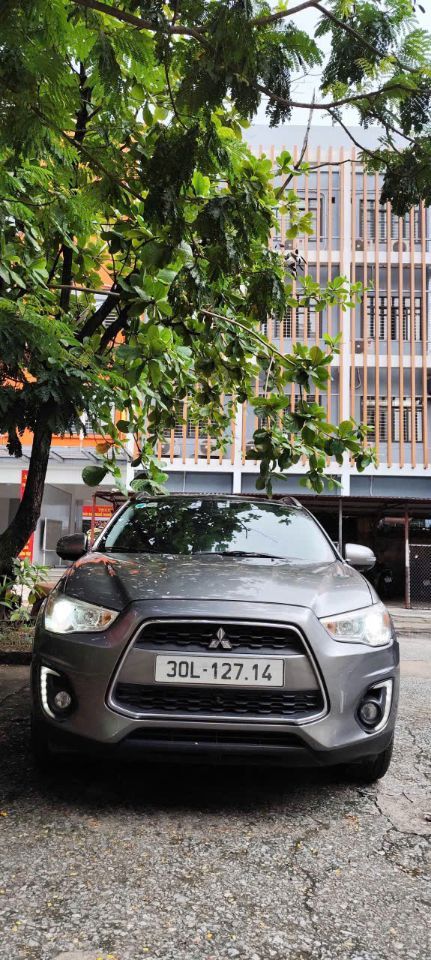Bán xe Mitsubishi Outlander sport bản GLS 2015