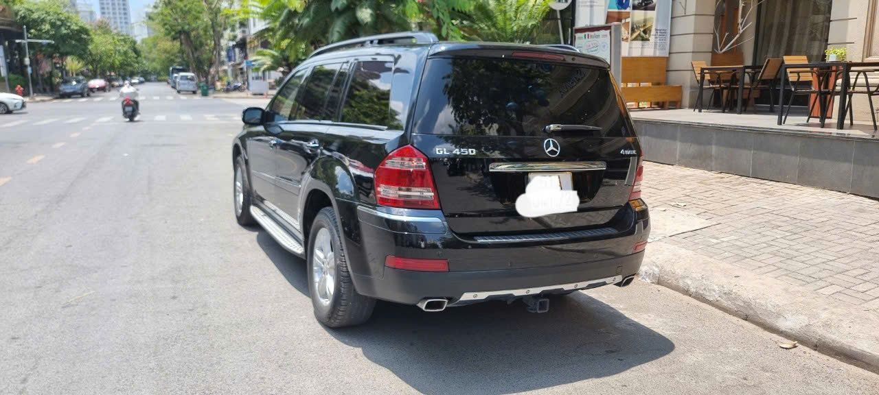 Cần bán xe Mercedes GL450 , 7 chổ, màu đen đời cuối 2007