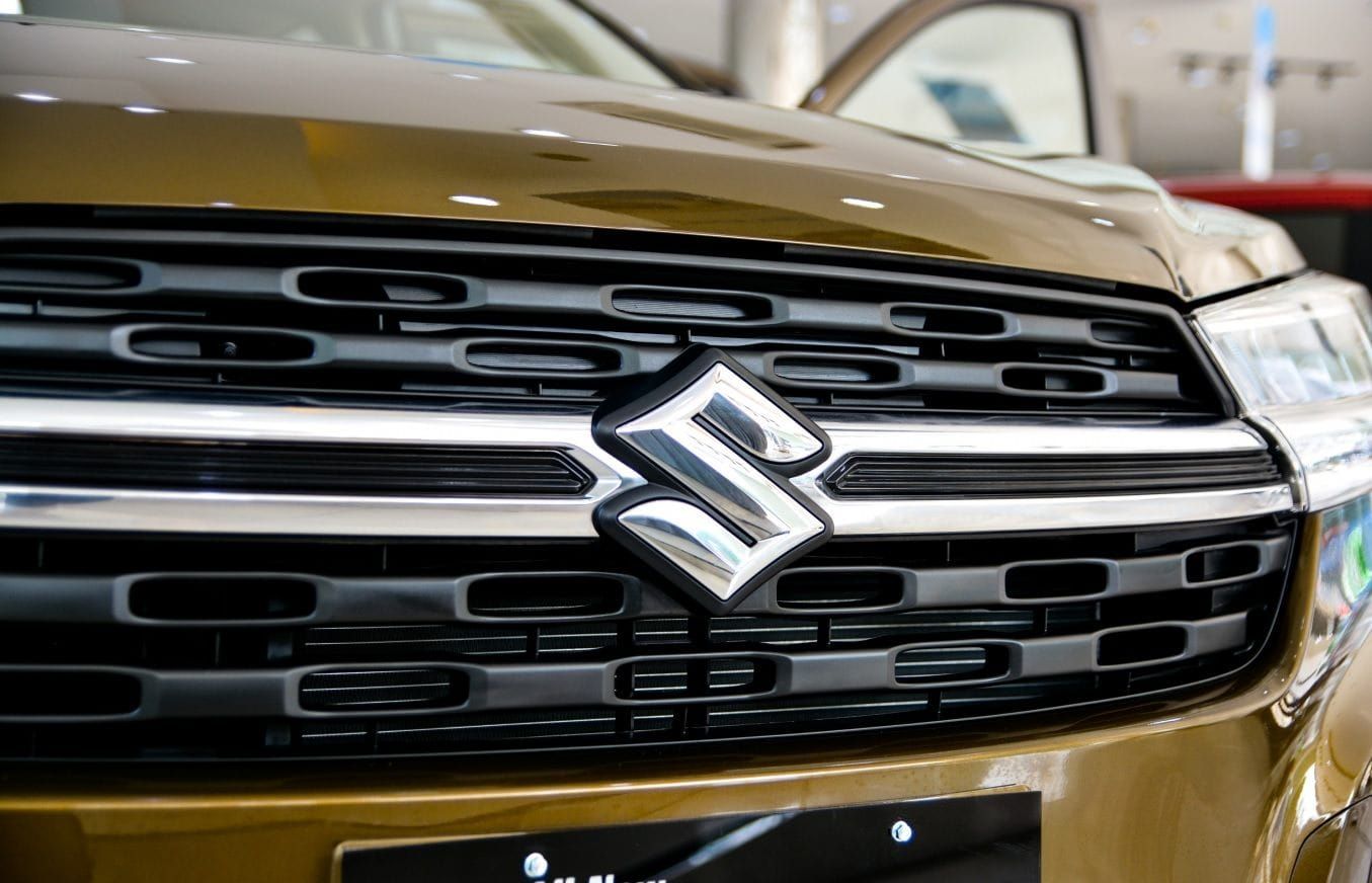 suzuki xl7 2021 măt trước