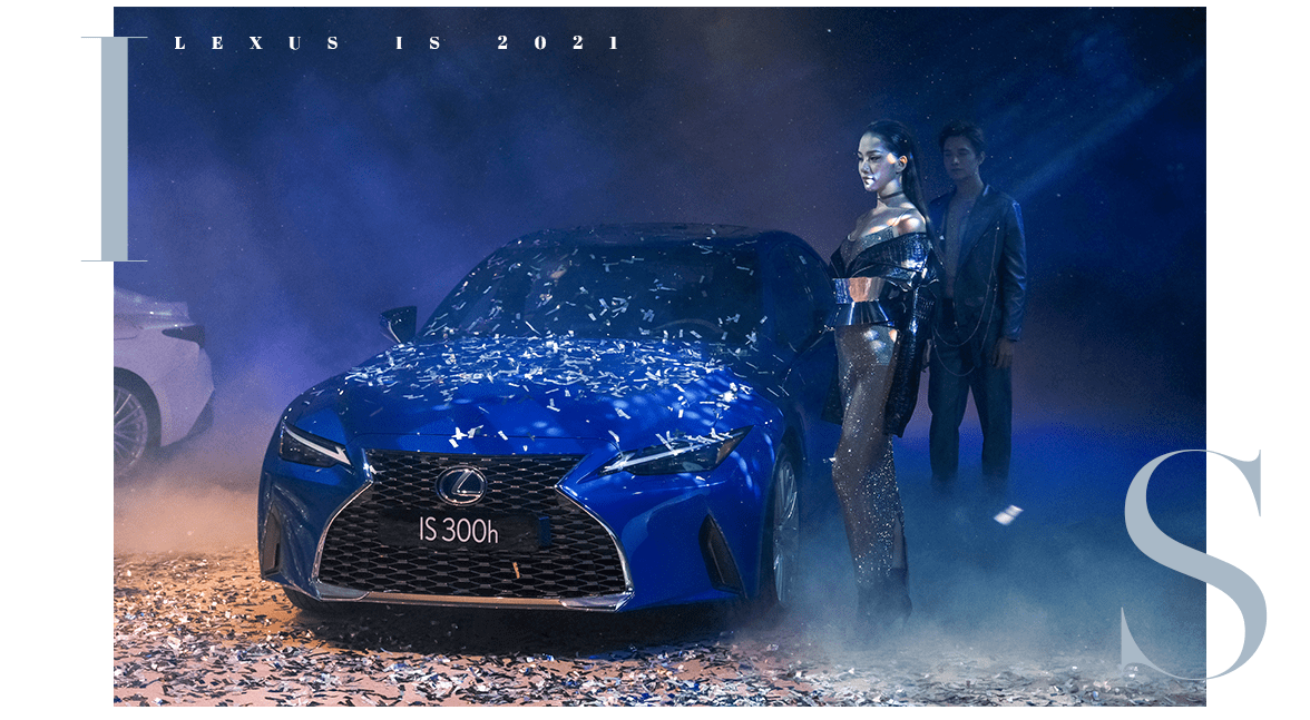 Lexus Is 2021-3