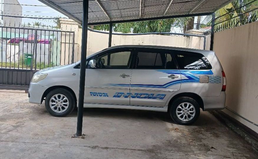 E đang cần bán innova E 2014 số sàn