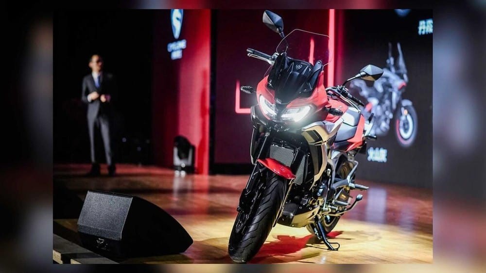 Zongshen Cyclone RX6 Zongshen Cyclone RX6 2021 vừa ra mắt tại triển lãm xe Thượng Hải 2021