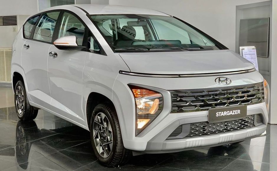 Hyundai 𝗦𝗧𝗔𝗥𝗚𝗔𝗭𝗘𝗥 giá ưu đãi