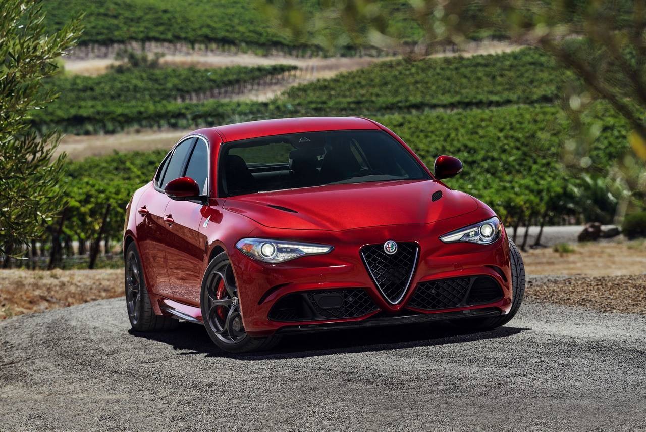 Alfa Romeo Giulia Quadrifoglio 2022