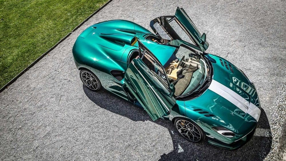 Phía trên của Touring Superleggera Arese RH95