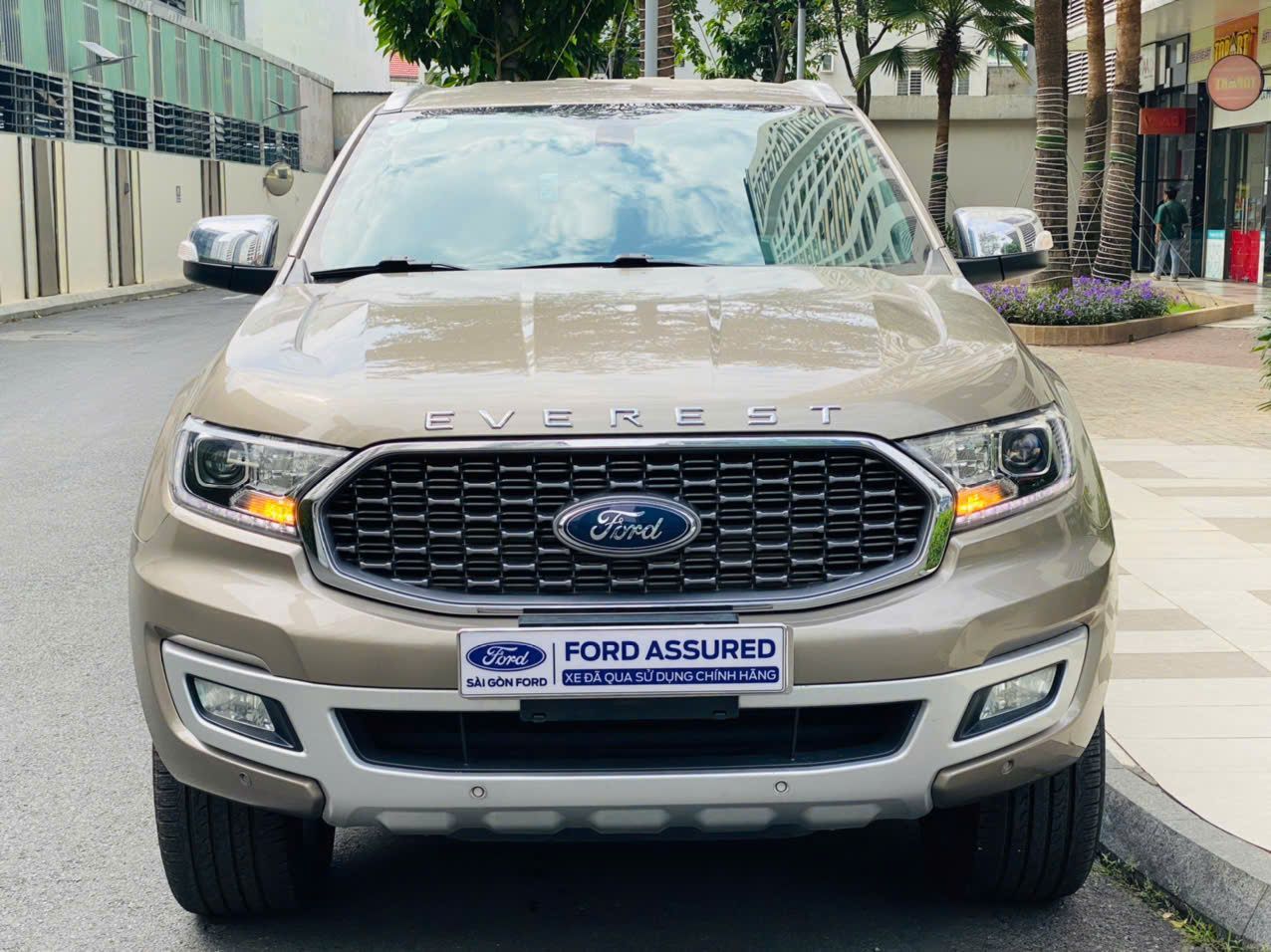 Cần bán Ford Everest Titanium 2020 – Xe đẹp, giá tốt