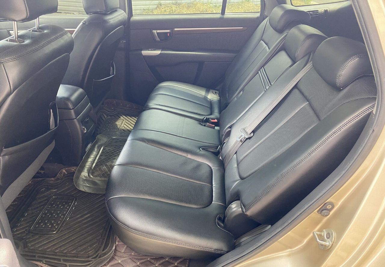 Hyundai Santa Fe 2010 Màu Vàng Cát