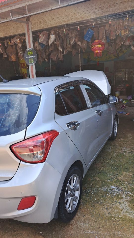 Cần bán nhanh Xe i 10 xs 2014 đk 2015