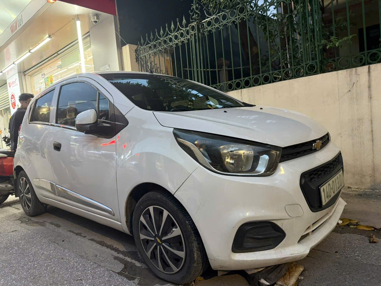 BÁN XE CHEVROLET SPARK - GIÁ RẺ CHO NGƯỜI CẦN XE CHẠY DỊCH VỤ HAY GIA ĐÌNH