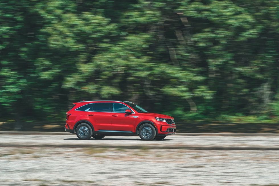 Giá xe Kia Sorento hybrid 2021