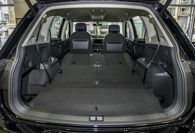 Volkswagen Tiguan Elegance -11