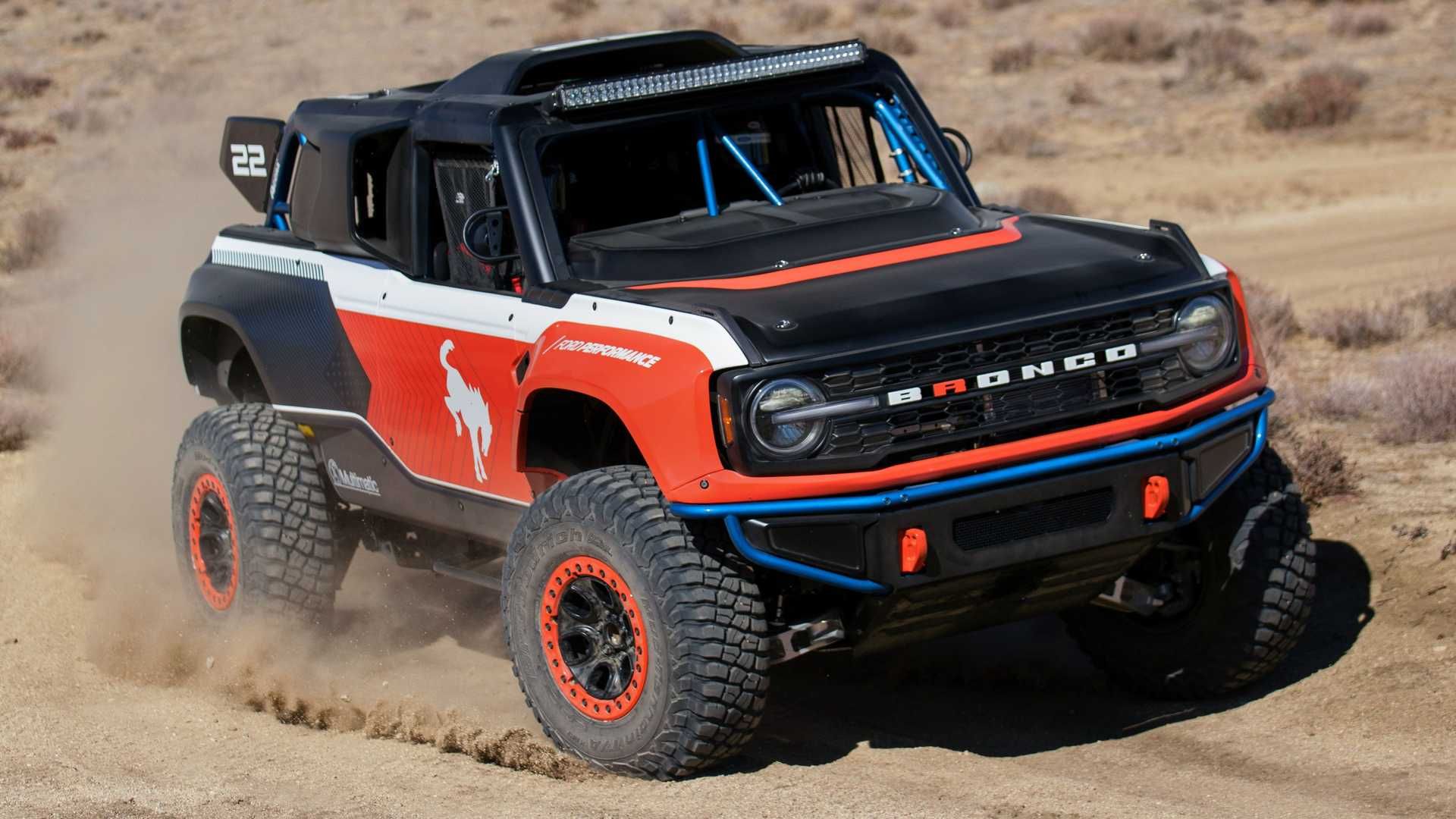 giá xe Ford Bronco DR 2023