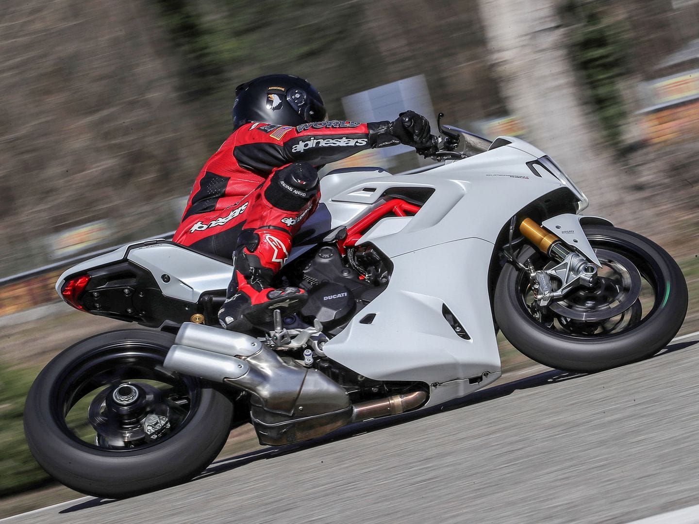 Khả năng vào cua tốt