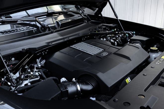 Land Rover Defender -9