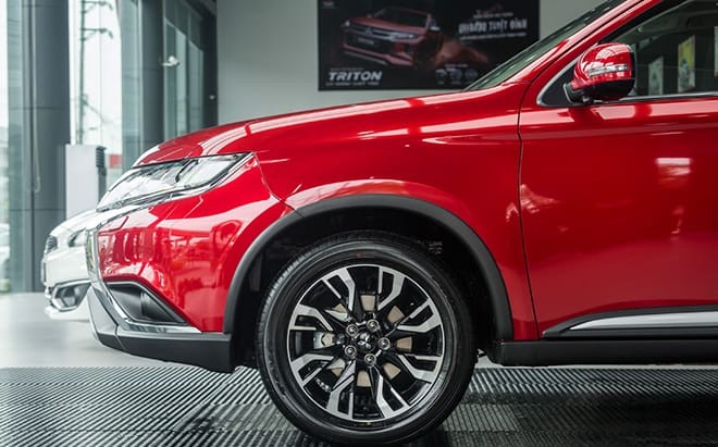 Ngoại thất Mitsubishi Outlander-3