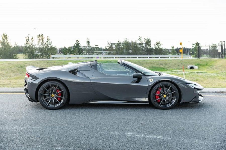 Ferrari SF90 Stradale / Spider