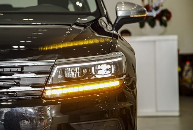 Volkswagen Tiguan Elegance -5