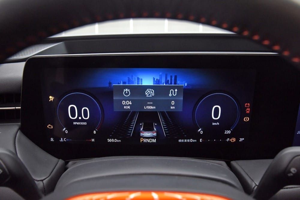 Bảng đồng hồ của Ford Evos Bảng đồng hồ của Ford Evos