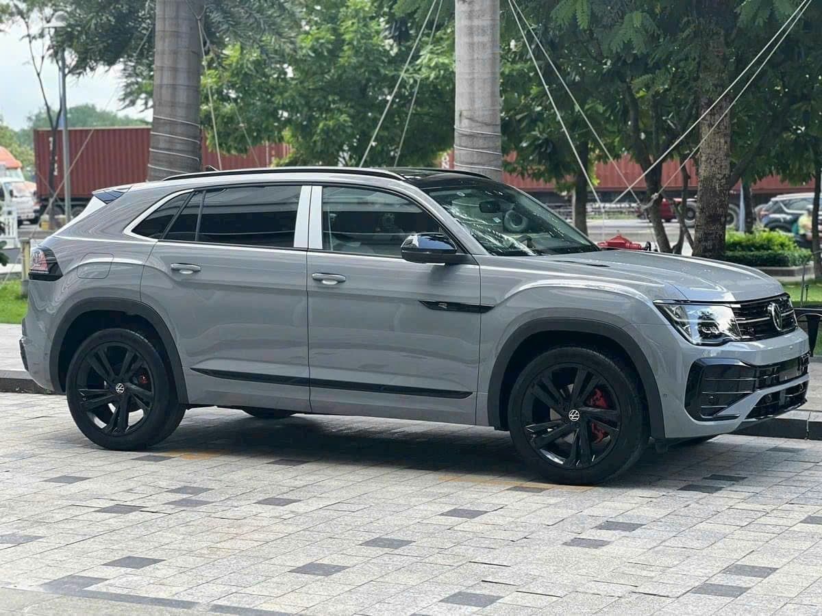 CẦN BÁN XE 5 CHỖ Volkswagen Teramont X