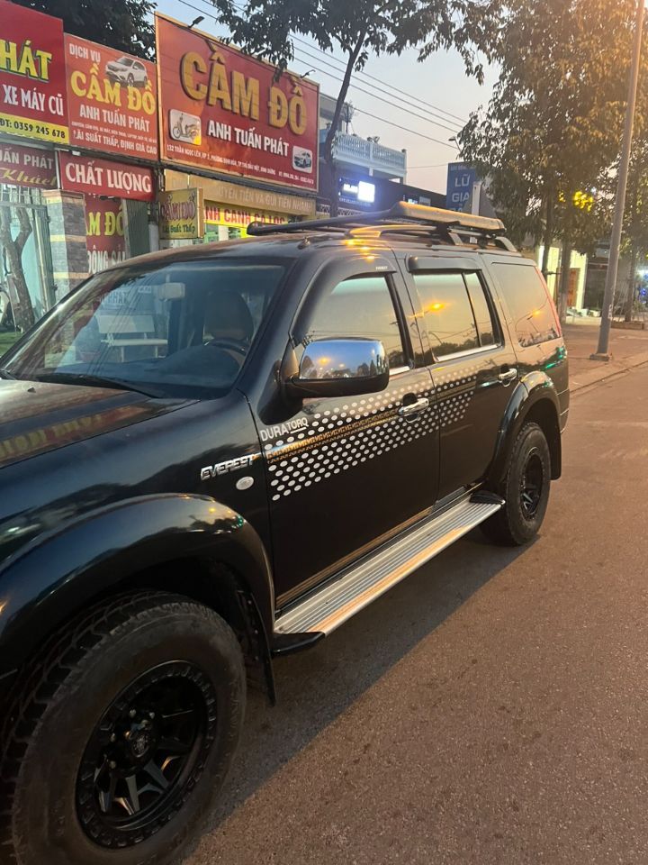 Chính chủ cần bán nhanh xe Ford Everest 2008