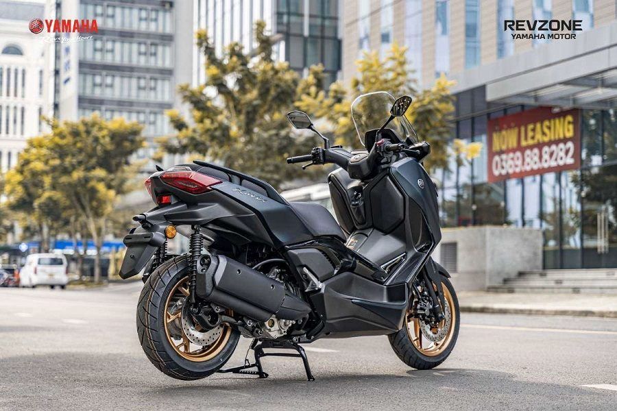 Yamaha XMAX 300