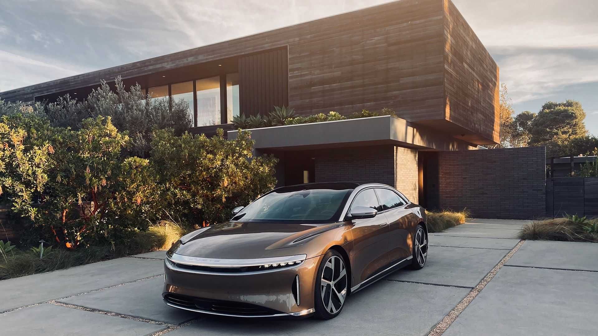 Thông số Lucid Air 2022