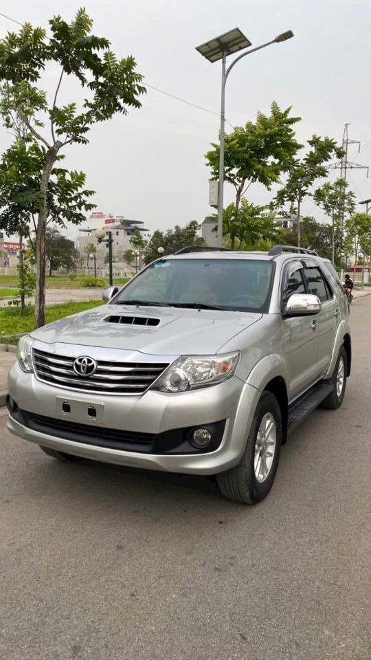 BÁN TOYOTA FORTUNER 2.5G – SX 2014