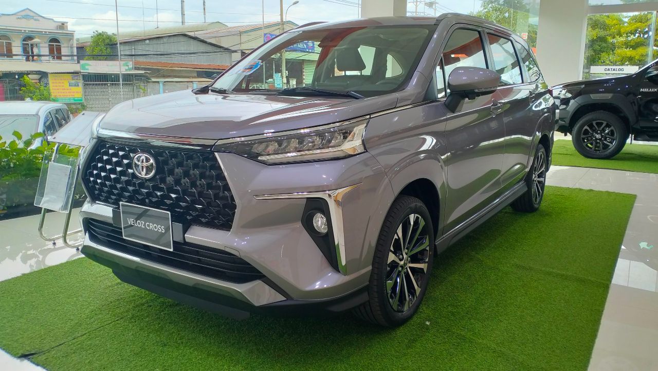Cần Bán Xe Veloz CVT TOP